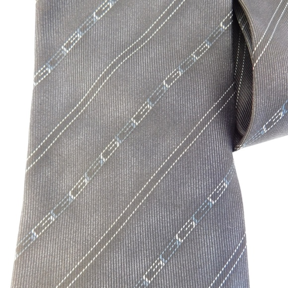 GUCCI MONOGRAM LOGO SILK TIE - Picture 3 of 6